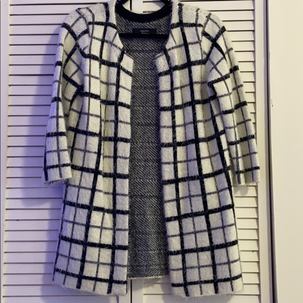 Black and White open Cardigan
